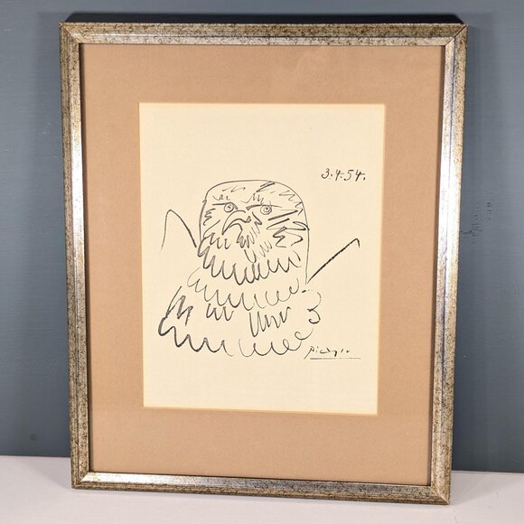 Pablo Picasso bald eagle lithograph (13x16" framed), signed and dated 3.4.54 in - Picture 1 of 8
